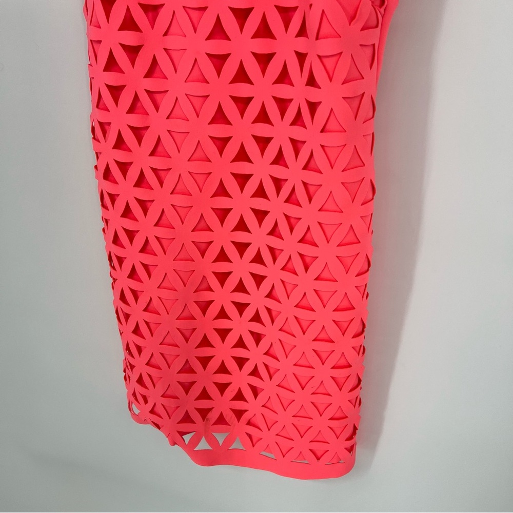 Lilly Pulitzer Vibrant Pink Daisy Laser Cut Geometric Sleeveless Dress XXS - Picture 3 of 16
